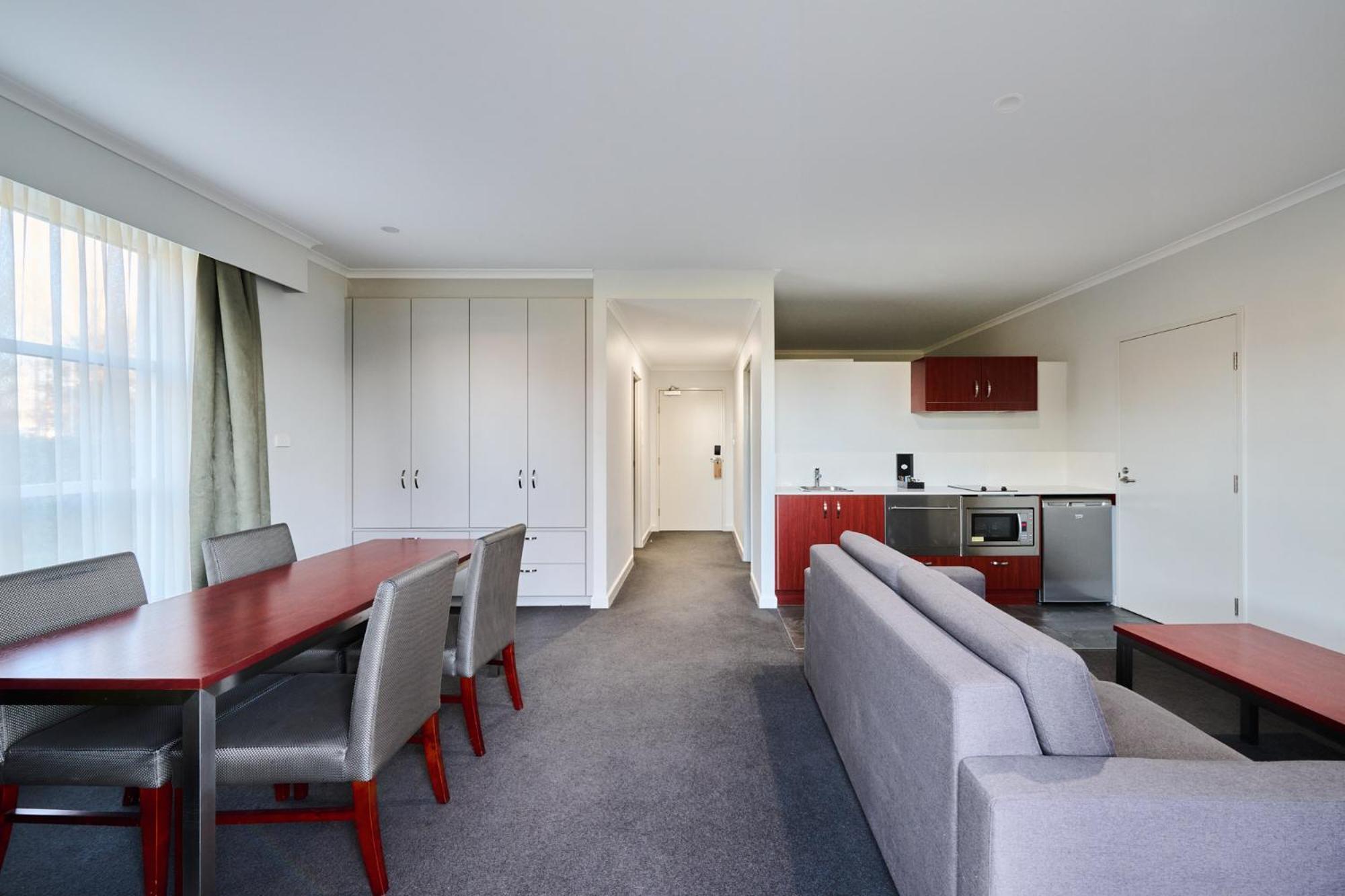 Hotel Abode Narrabundah Canberra Esterno foto